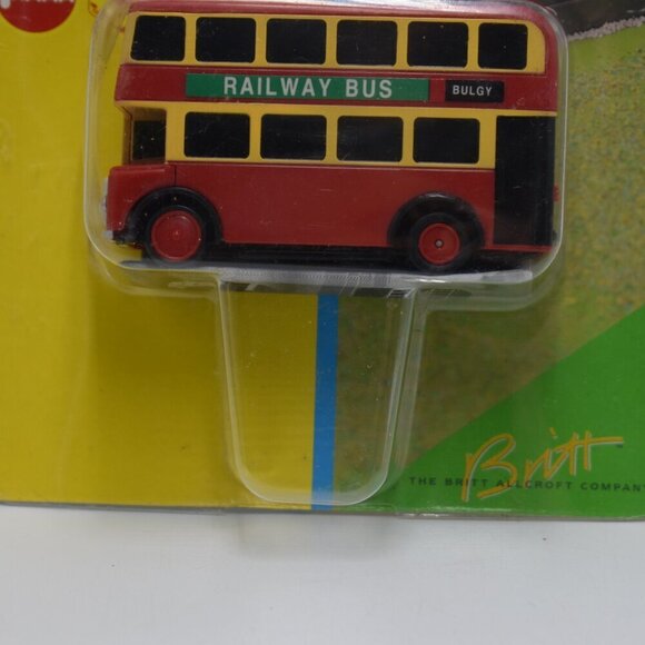 BULGY Motorized Red Bus 1995 TOMY Thomas & Friends Trackmaster Railway Train - Picture 5 of 10